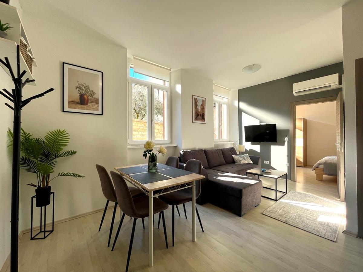 Cosy Old Town Apartman